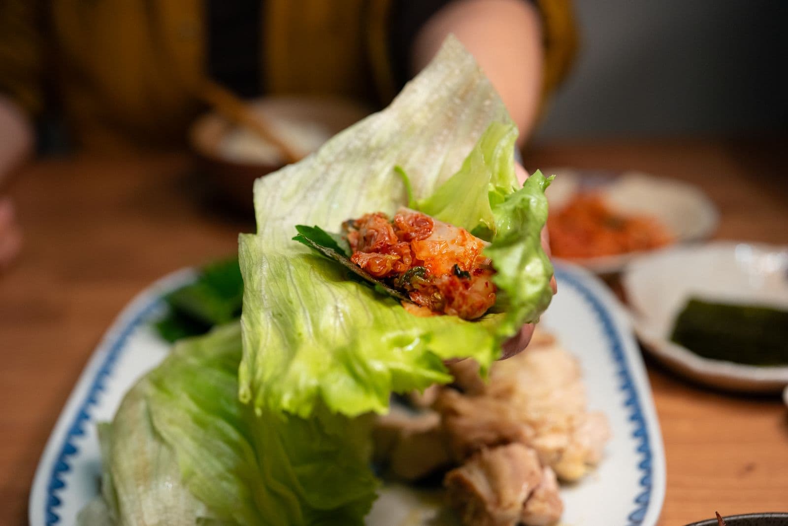 Korean chicken bulgogi cabbage cups